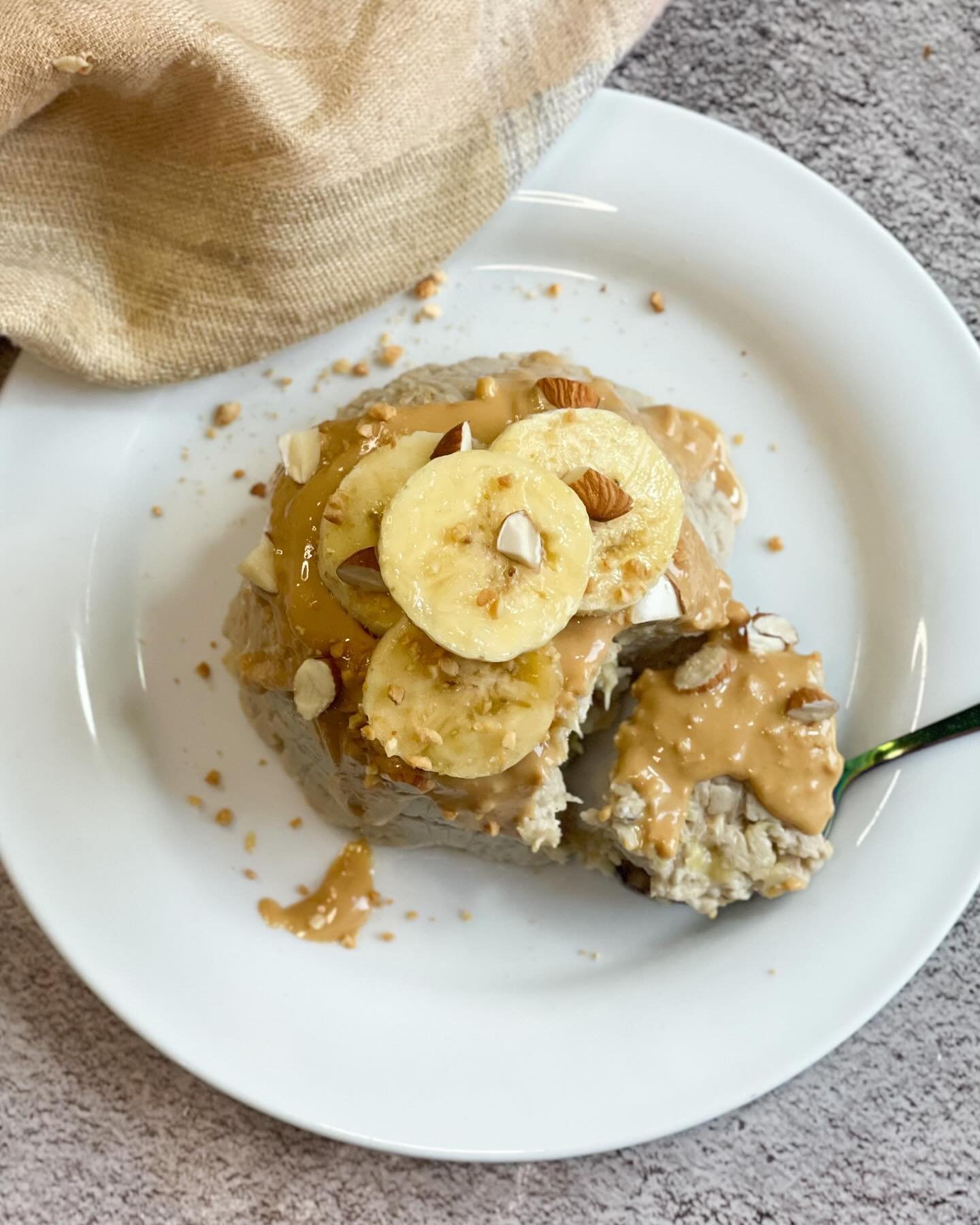 Banana Peanut Butter Oatmeal