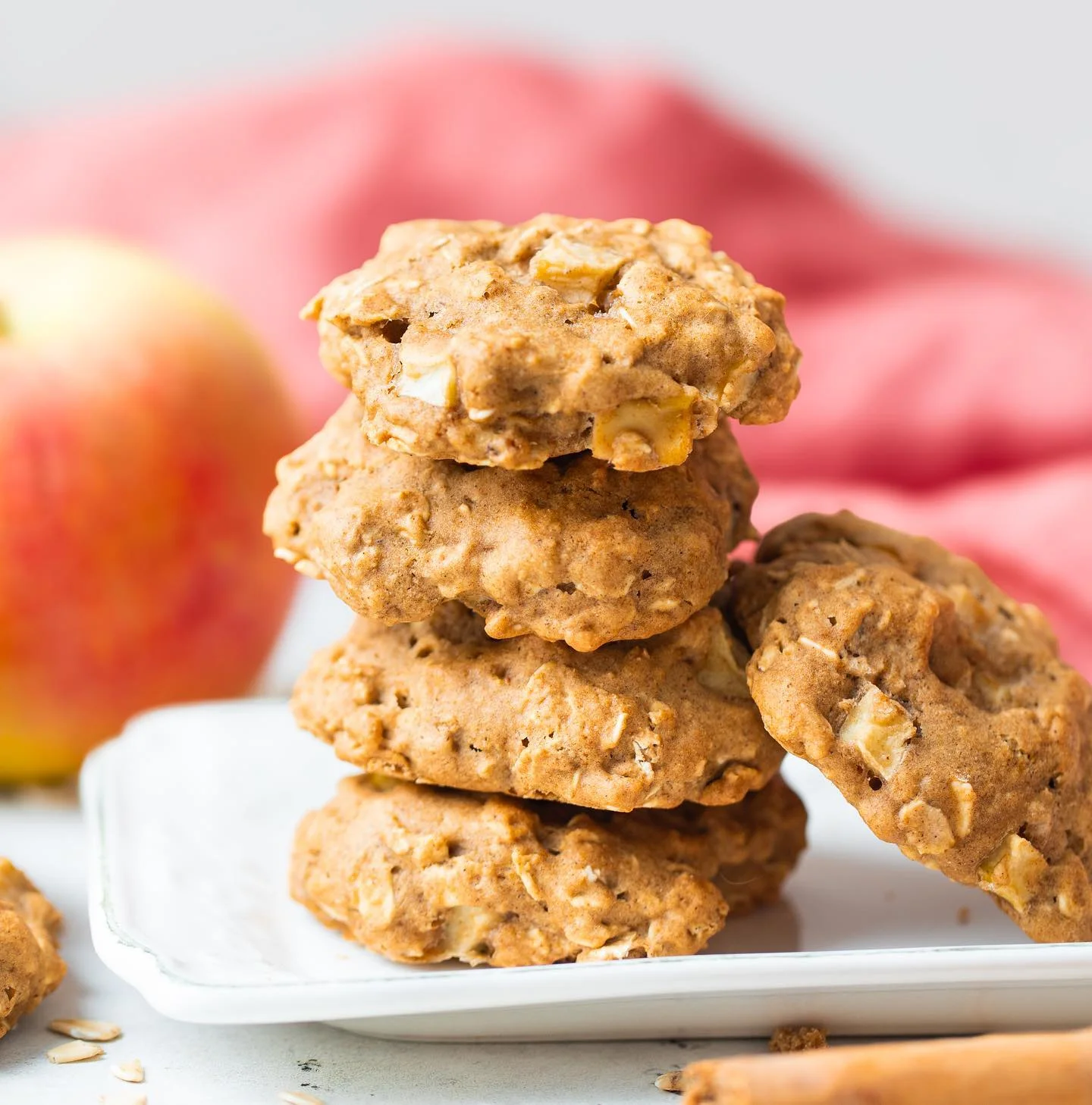 Apple Cinnamon Oat Cookies