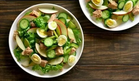 Cucumber Slices with Tuna Salad