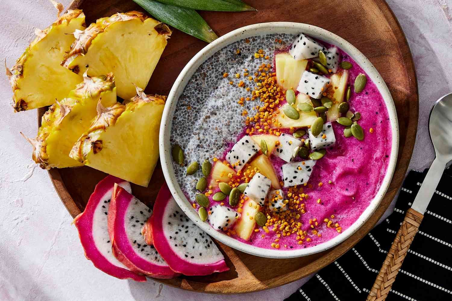 Dragon Fruit and Pineapple Smoothie Bowl