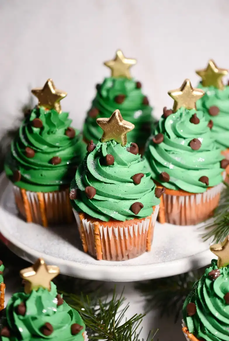 Christmas Tree Cupcakes