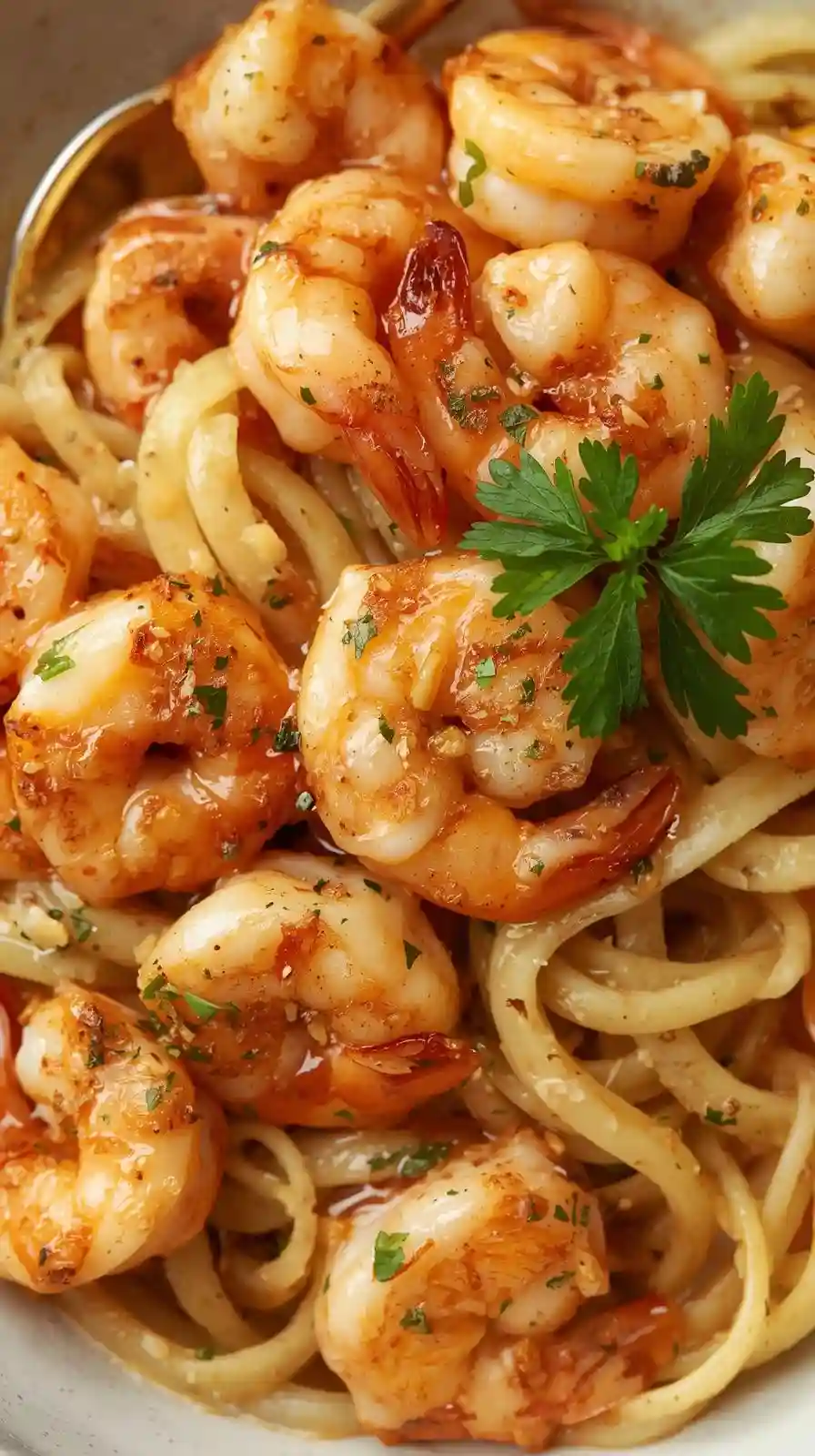 Garlicky Shrimp Scampi with Linguine
